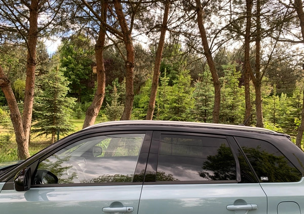 Suzuki Vitara cena 82000 przebieg: 17000, rok produkcji 2019 z Radzyń Chełmiński małe 742